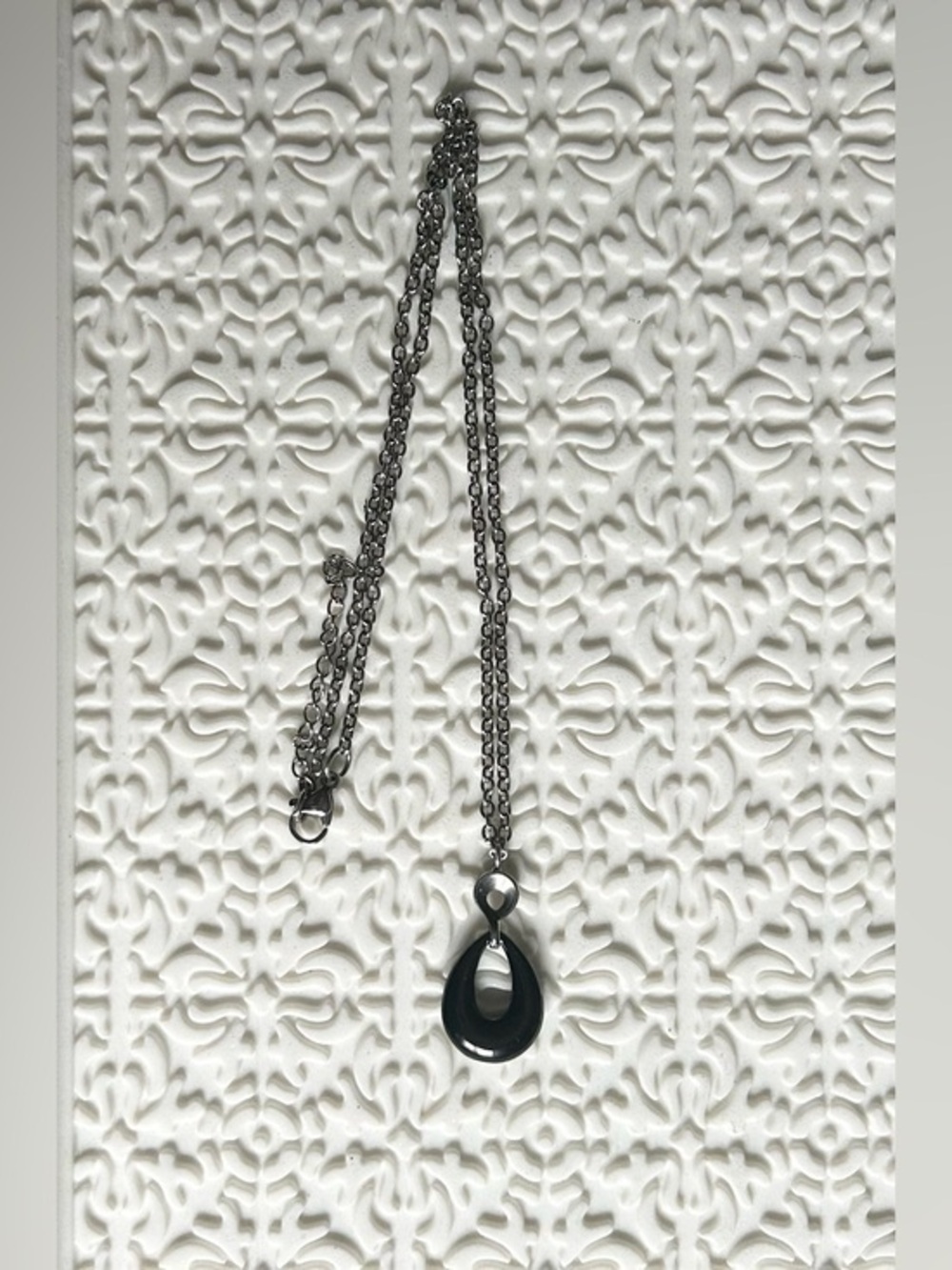 Elegant Black Teardrop Pendant Women Necklace, Silver-Tone Chain